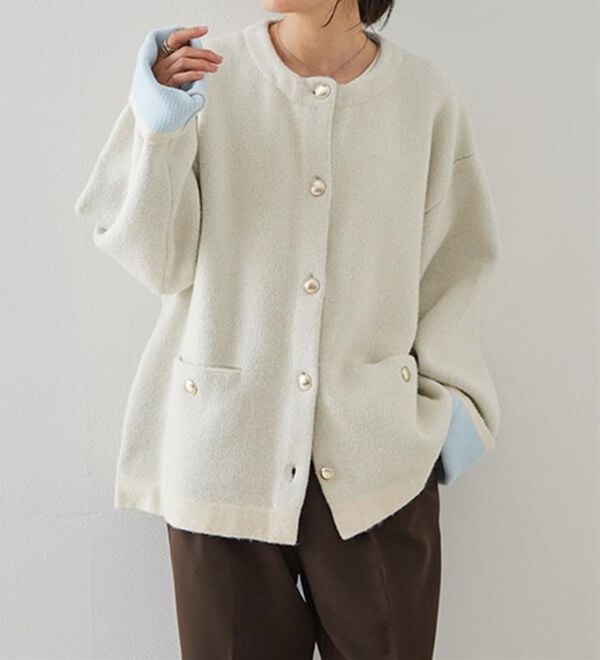 RANAN（ラナン）の「裏配色ゴールド調ボタンニットコーディガン（ニットカーディガン）」｜詳細画像