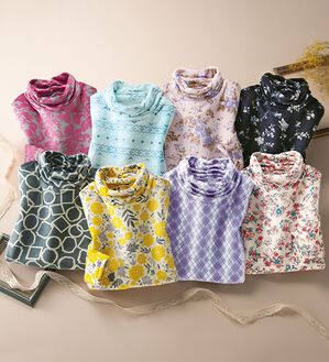 LAVIENNE（ラヴィエンヌ）の「ストレッチ素材のゆるっとハイネックプルオーバー（パジャマ・ルームウェア）」｜詳細画像