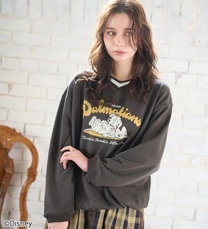BELLUNA（ベルーナ）の「＜Ｄｉｓｎｅｙ＞【１０１匹わんちゃん】裏毛Ｖネックトレーナー（カットソー）」｜詳細画像