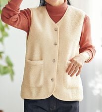 BELLUNA（ベルーナ）の「着回し自在！裏フリースあったかプードルボアベスト（ベスト）」