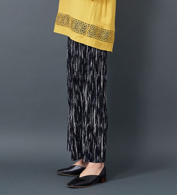 BELLUNA（ベルーナ）の「なめらか素材ゆったりプリーツパンツ（ワイドパンツ・ガウチョ）」｜詳細画像