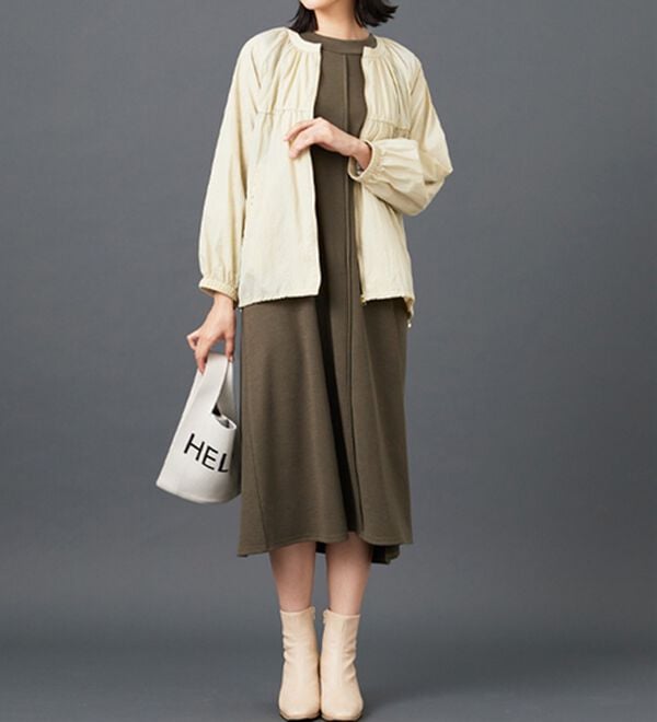 BELLUNA（ベルーナ）の「シアー素材ギャザーデザインブルゾン（ブルゾン）」｜詳細画像