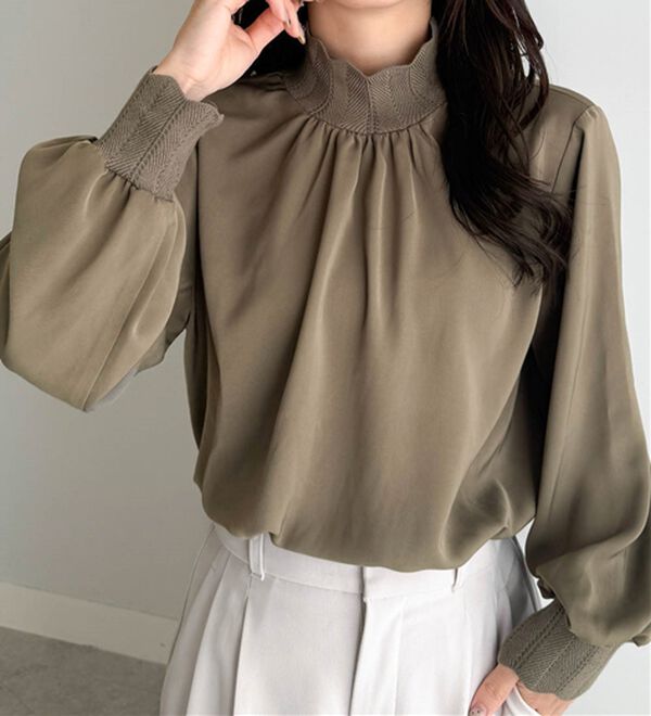 RANAN（ラナン）の「スカラップリブニット使いブラウス（ブラウス）」｜詳細画像