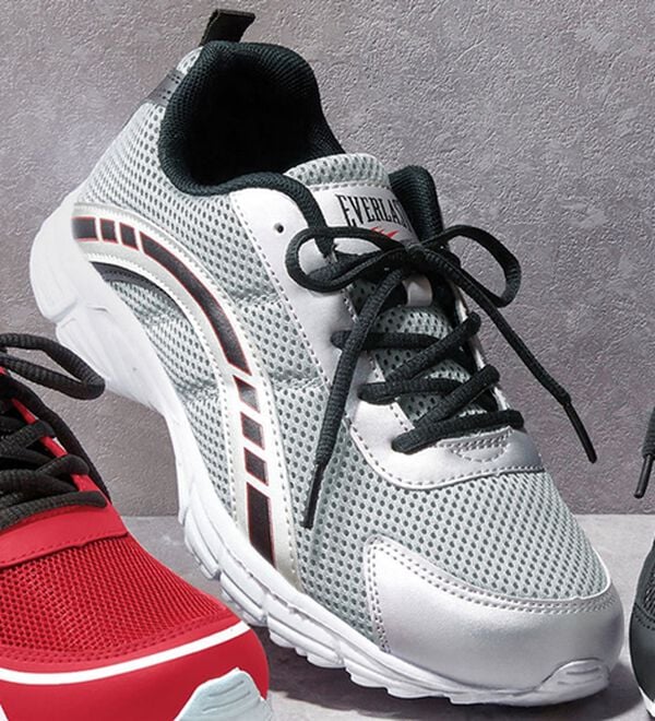 「履きやすい！ブランドスニーカー（メンズスニーカー）」｜エバーラストシルバー