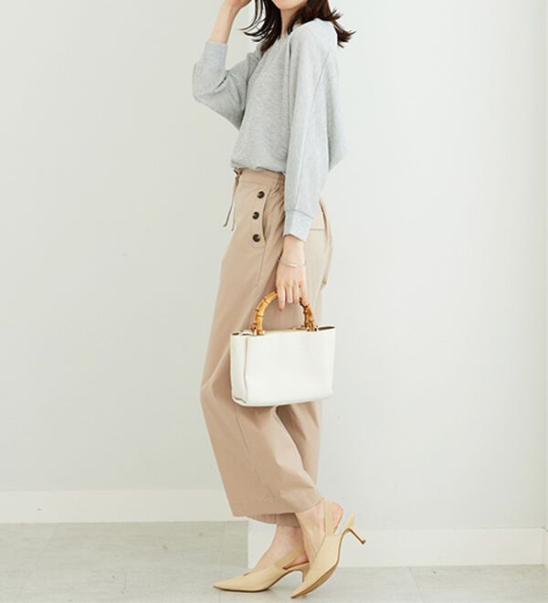 BELLUNA（ベルーナ）の「サラリ綿混ボタン使いワイドパンツ（ワイドパンツ・ガウチョ）」｜詳細画像