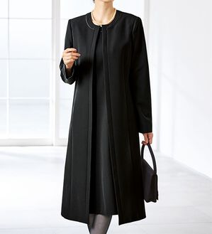 BELLUNA（ベルーナ）の「洗えるストレッチ！ロングジャケットワンピースアンサンブル（ブラックフォーマル（喪服・礼服））」｜詳細画像