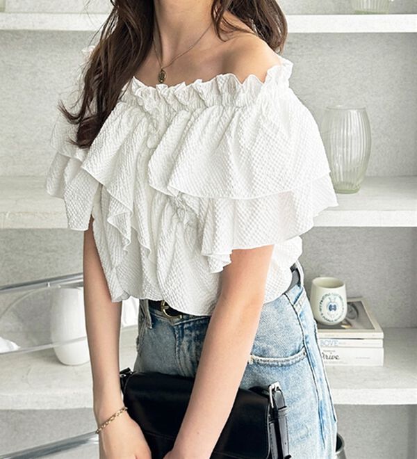 GeeRA（ジーラ）の「クロスフリルサッカーブラウス（ブラウス）」｜詳細画像