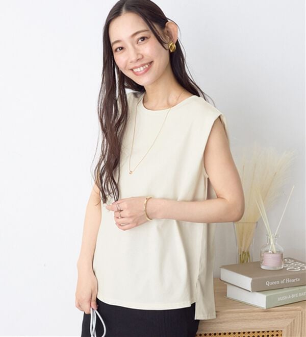 Viola e Viola（ヴィオラ エ ヴィオラ）の「【接触冷感】脇を見せたくない人のためのタンクトップ（タンクトップ・キャミソール）」｜オフホワイト