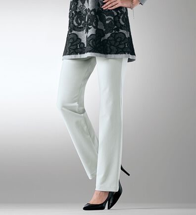 BELLUNA（ベルーナ）の「日本製ハイテンションストレートパンツ（フルレングスパンツ）」