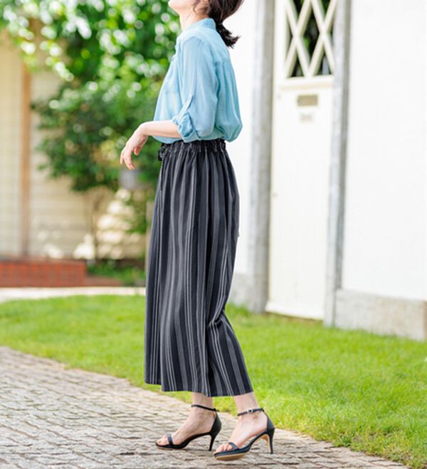 BELLUNA（ベルーナ）の「【接触冷感】レーヨン素材プリントワイドパンツ（ワイドパンツ・ガウチョ）」｜詳細画像