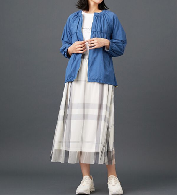 BELLUNA（ベルーナ）の「シアー素材ギャザーデザインブルゾン（ブルゾン）」｜詳細画像