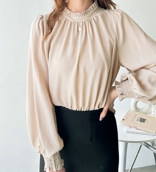 GeeRA（ジーラ）の「フリル衿バルーンスリーブブラウス（ブラウス）」｜詳細画像