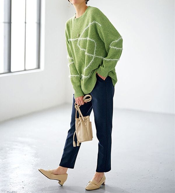 BELLUNA（ベルーナ）の「裏起毛ジョーゼット素材テーパードパンツ（テーパードパンツ）」｜詳細画像