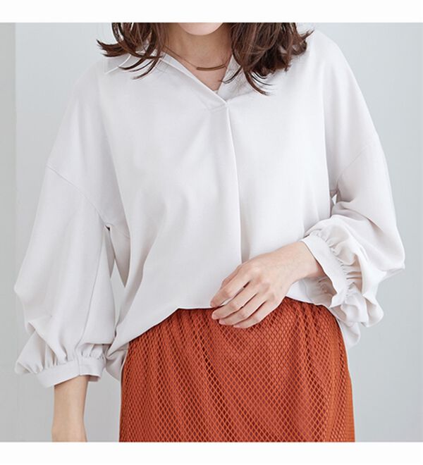 BELLUNA（ベルーナ）の「袖タックデザインスキッパーシャツ（シャツ）」｜詳細画像