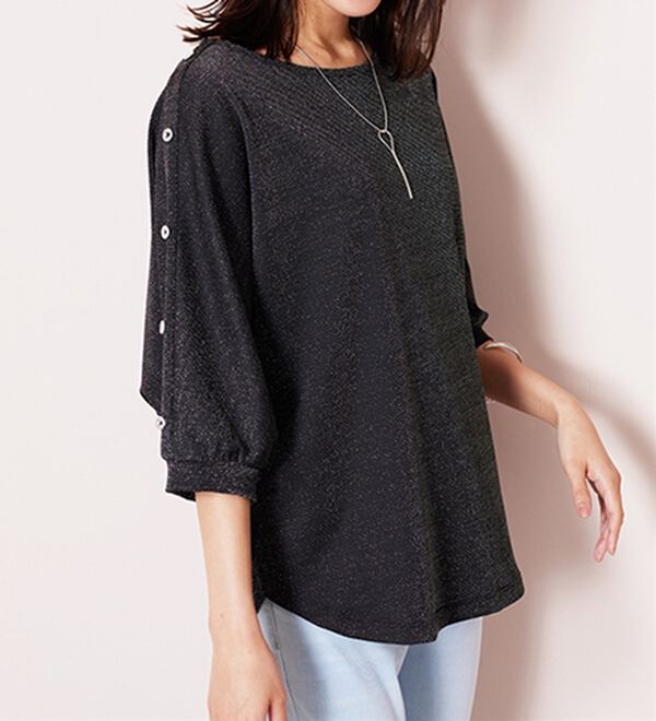 BELLUNA（ベルーナ）の「ラメ調肩ボタンデザインプルオーバー（カットソー）」｜詳細画像