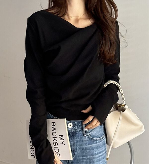 GeeRA（ジーラ）の「ドレープデザインカットソー（カットソー）」｜詳細画像