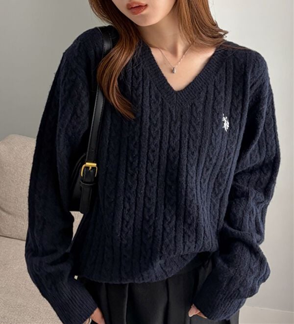 RANAN（ラナン）の「＜U.S.POLO ASSN.＞ワンポイントケーブルVネックニット（ニット・セーター）」｜詳細画像
