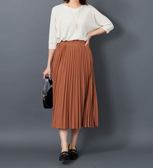 BELLUNA（ベルーナ）の「ラメ調ドルマンプルオーバー（カットソー）」｜詳細画像