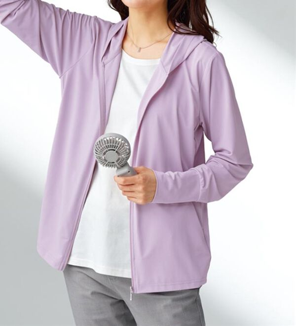 BELLUNA（ベルーナ）の「【接触冷感/UV対策/軽量】ヒンヤリ＆UV対策軽量パーカー（パーカー）」｜詳細画像