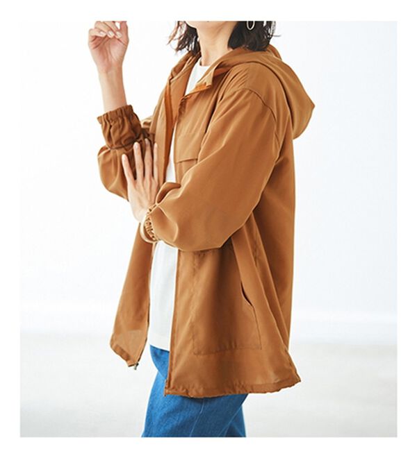 BELLUNA（ベルーナ）の「シアー素材ポケッタブルパーカー（パーカー）」｜詳細画像