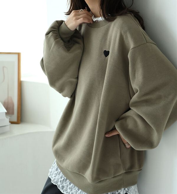 A HAPPY MARILYN（アハッピーマリリン）の「【Ｌ～８Ｌ】【ハピぽか裏起毛】２デザインから選べる刺繍トレーナー 毛玉になりにくい（トレーナー・スウェット）」｜詳細画像