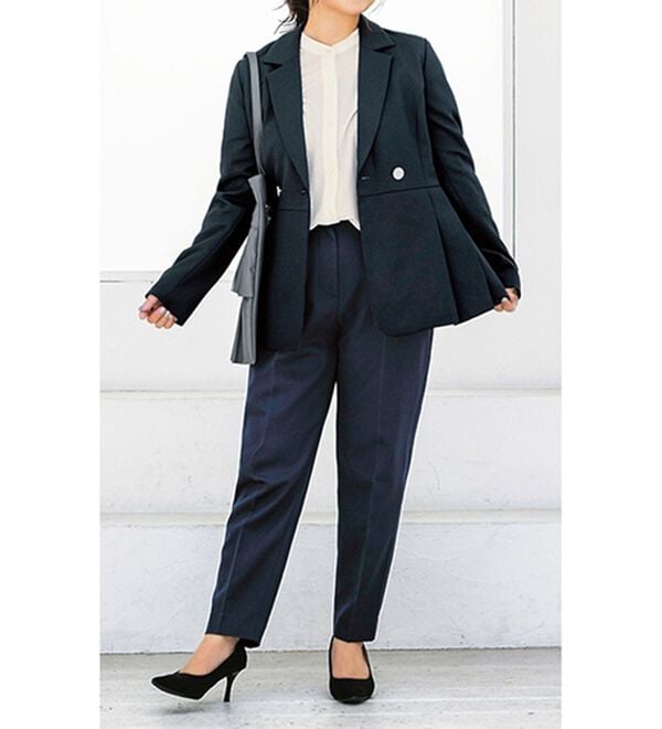 BELLUNA（ベルーナ）の「テーパードパンツ（セットアップ）」｜詳細画像