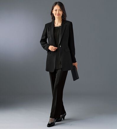 BELLUNA（ベルーナ）の「【３点セット】洗えるストレッチ素材！フォーマルパンツ３点セット（ブラックフォーマル（喪服・礼服））」