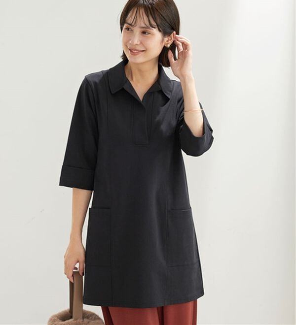 BELLUNA（ベルーナ）の「なめらかポンチ素材衿付きチュニック（チュニック）」｜詳細画像