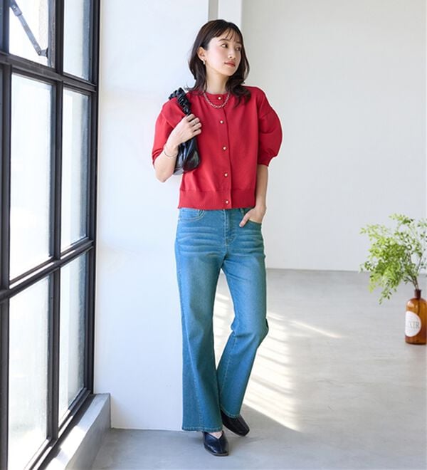 BELLUNA（ベルーナ）の「細見せ！セミフレアーデニムパンツ（フルレングスパンツ）」｜詳細画像