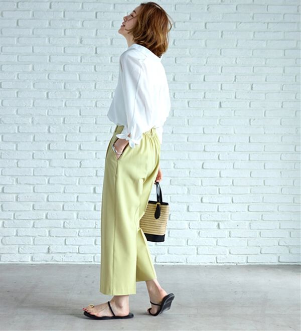 BELLUNA（ベルーナ）の「サラリ美脚見え！タック使いワイドパンツ（ワイドパンツ・ガウチョ）」｜詳細画像