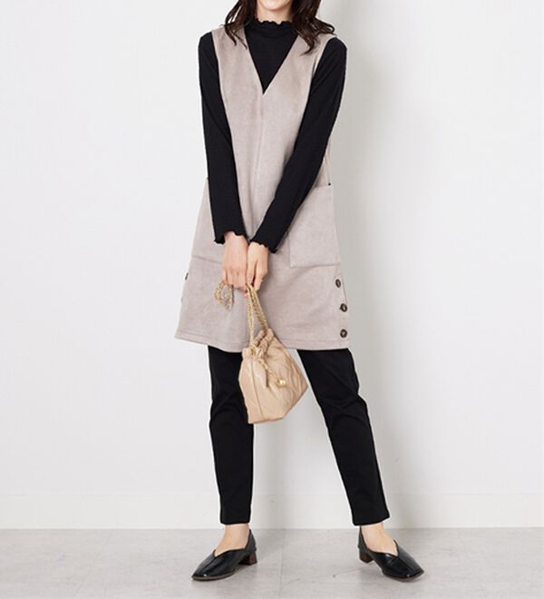 BELLUNA（ベルーナ）の「スエード調サイドボタンジャンパードレス（ジャンパースカート）」｜詳細画像