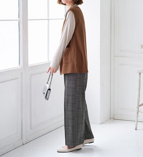 BELLUNA（ベルーナ）の「シャーリング衿ベストアンサンブル（アンサンブル）」｜詳細画像