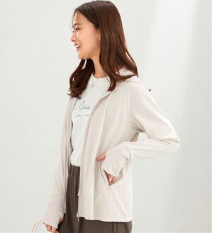 BELLUNA（ベルーナ）の「ヒンヤリ＆ＵＶ対策軽量パーカー（その他ジャケット）」｜アイボリー
