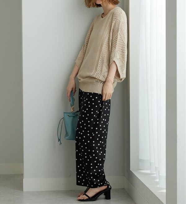 BELLUNA（ベルーナ）の「透かし編ドルマンニットプルオーバー（ニット・セーター）」｜詳細画像