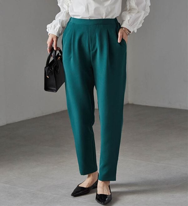 RANAN（ラナン）の「【選べる股下】美脚シルエットタックパンツ（股下６１・６５ｃｍ）（フルレングスパンツ）」｜詳細画像