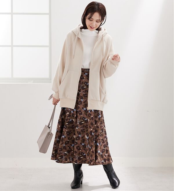 BELLUNA（ベルーナ）の「裏起毛素材ビッグシルエットジップパーカー（パーカー）」｜詳細画像