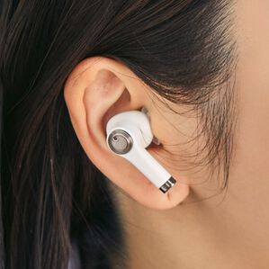 「イヤホンにもなる集音器（シニア・生活サポート）」｜詳細画像