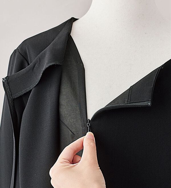 BELLUNA（ベルーナ）の「洗える防シワ！北陸ジャカード素材千鳥柄ワンピースアンサンブル（ブラックフォーマル（喪服・礼服））」｜詳細画像