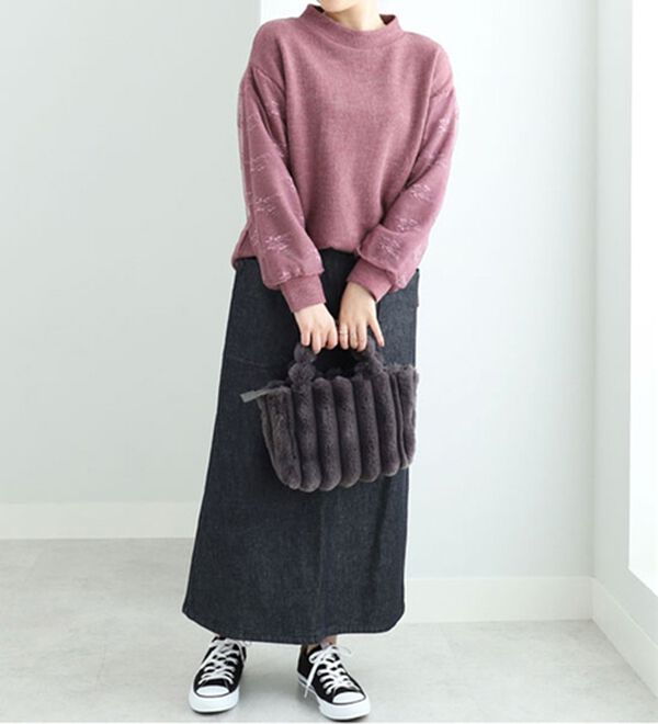 BELLUNA（ベルーナ）の「袖チュール使いハイネックプルオーバー（カットソー）」｜詳細画像