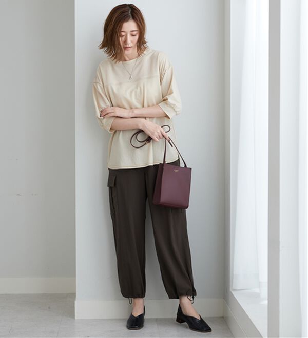 BELLUNA（ベルーナ）の「配色ステッチデザインプルオーバー（カットソー）」｜詳細画像