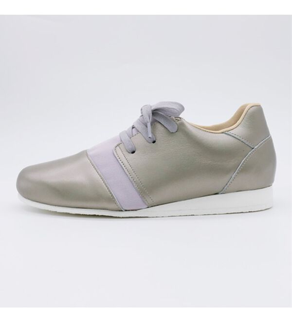 BELLUNA（ベルーナ）の「４Ｅ牛革ストレッチシューズ（スニーカー）」｜詳細画像