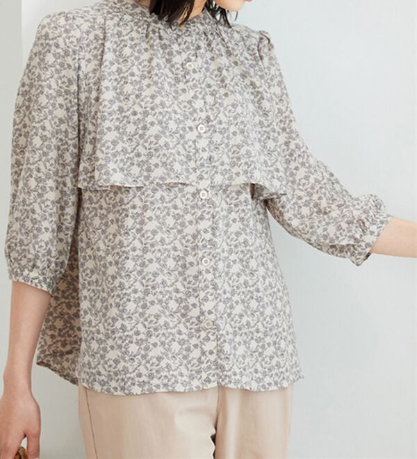 BELLUNA（ベルーナ）の「ケープ風デザインブラウス（ブラウス）」｜詳細画像