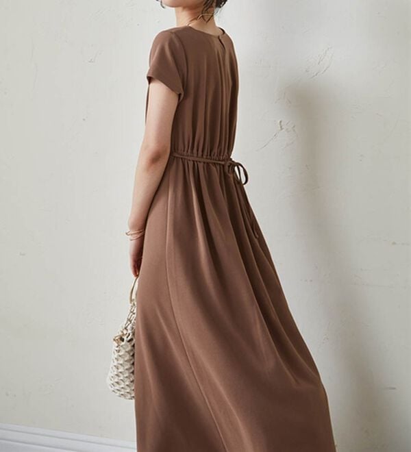 RANAN（ラナン）の「上品見えバックギャザーワンピース（その他ワンピース）」｜詳細画像