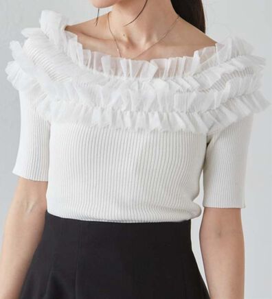 RANAN（ラナン）の「チュールフリルオフショルニット（ニット・セーター）」