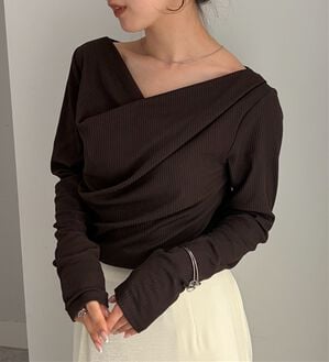 RANAN（ラナン）の「【新色追加】上品ドレープリブロングＴシャツ（カットソー）」｜ブラウン
