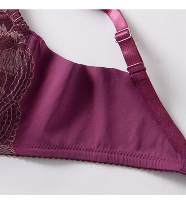 LAVIENNE（ラヴィエンヌ）の「心地よく整える大人のノンワイヤーブラ（ノンワイヤーブラ）」｜詳細画像