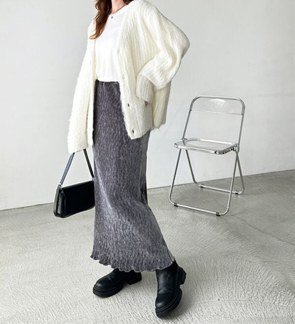 GeeRA（ジーラ）の「すっきり見え！ベロアプリーツロングスカート（ロングスカート）」｜詳細画像