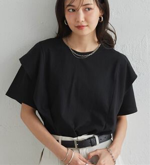 RANAN（ラナン）の「【ひんやり】華奢見えラッフルショルダーTシャツ（カットソー）」｜ブラック