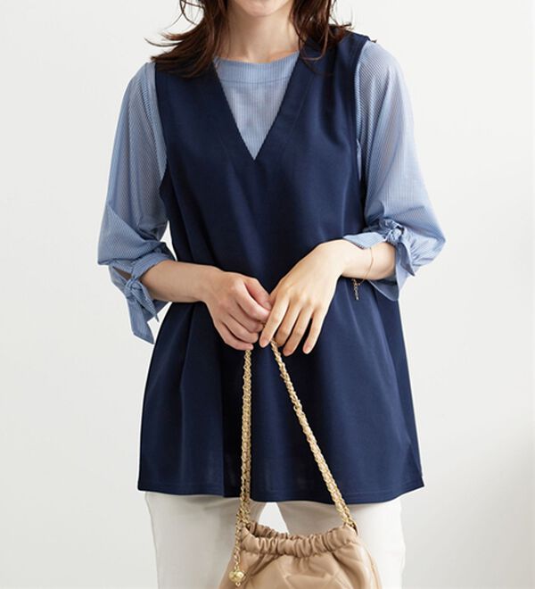 BELLUNA（ベルーナ）の「【2点セット】ストライプシャツ&times;ベストアンサンブル（アンサンブル）」｜詳細画像