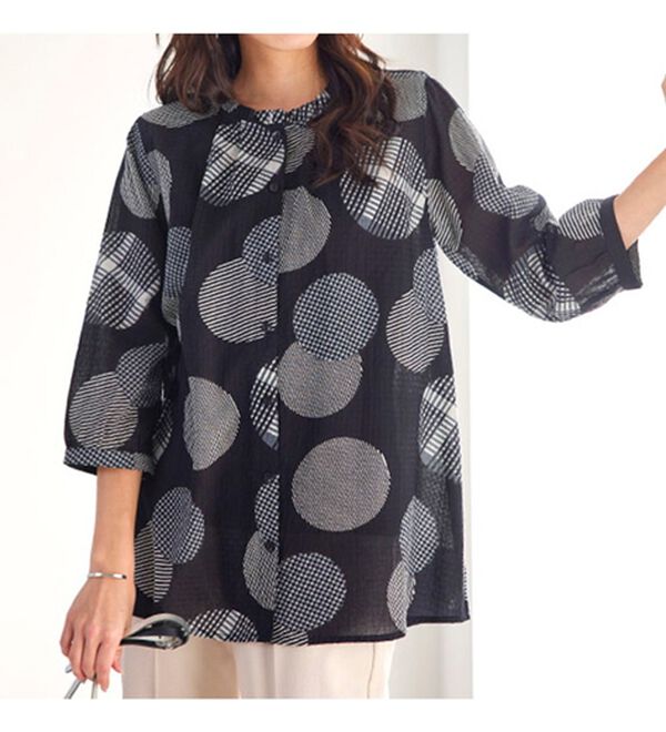 BELLUNA（ベルーナ）の「ナチュラル柄プリントブラウス（チュニック）」｜詳細画像